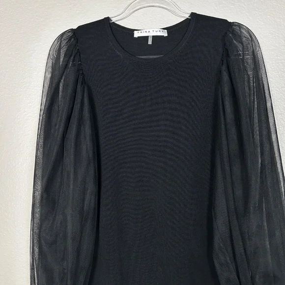 Trina Turk size M Rhea 2 sweater black 100% Merino wool mesh long sleeves - Picture 2 of 13